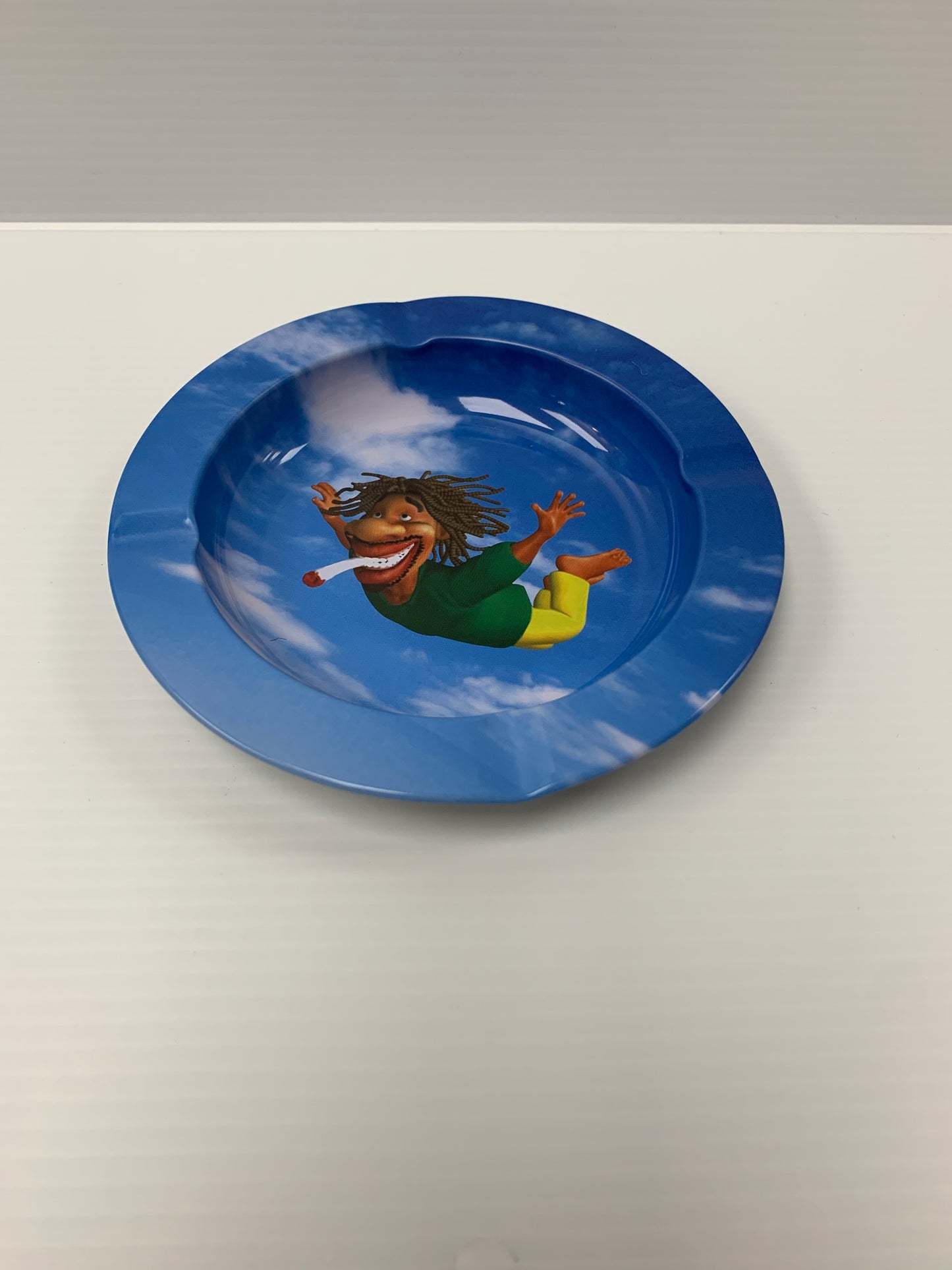 Metal Round Ash Trays